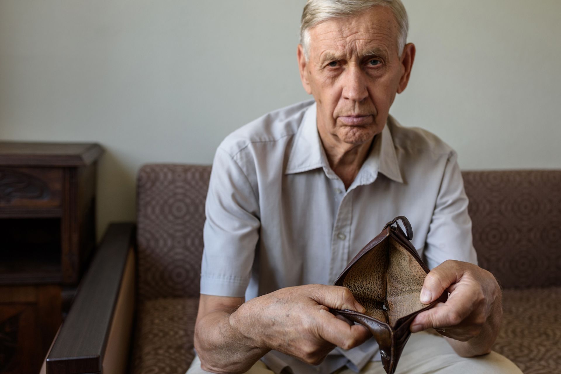 Pensioni, conguagli Inps errati: migliaia di assegni da restituire, recuperi fino a 1.000 euro