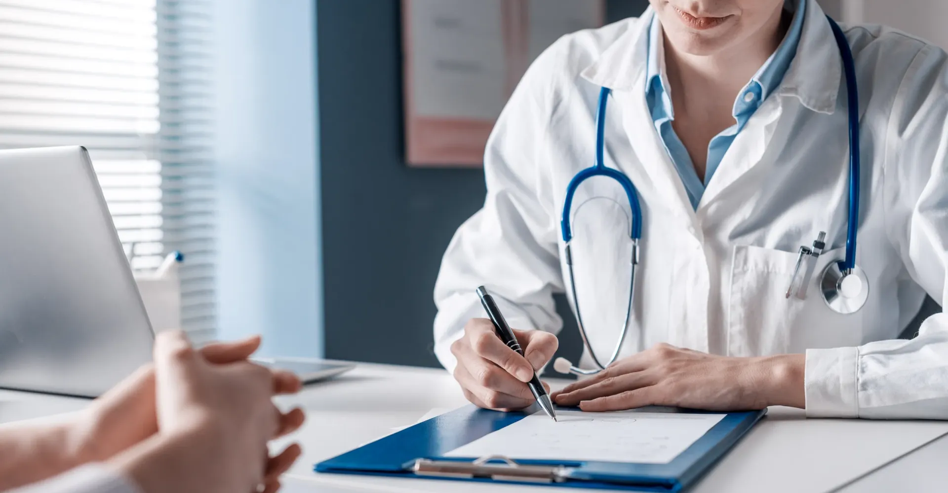 Medici di famiglia, l’allarme della Fnp Cisl: sempre meno professionisti mentre crescono anziani e bisogni di cura